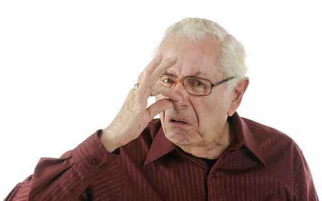 Вся правда о «старческом запахе» от тела: причины и способы избавления