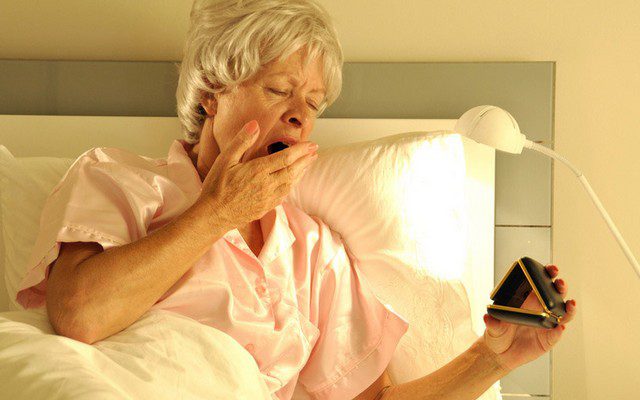 Способы борьбы с нарушениями сна у пожилых людей