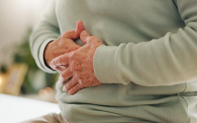 Как справляться с проблемами пищеварения в пожилом возрасте